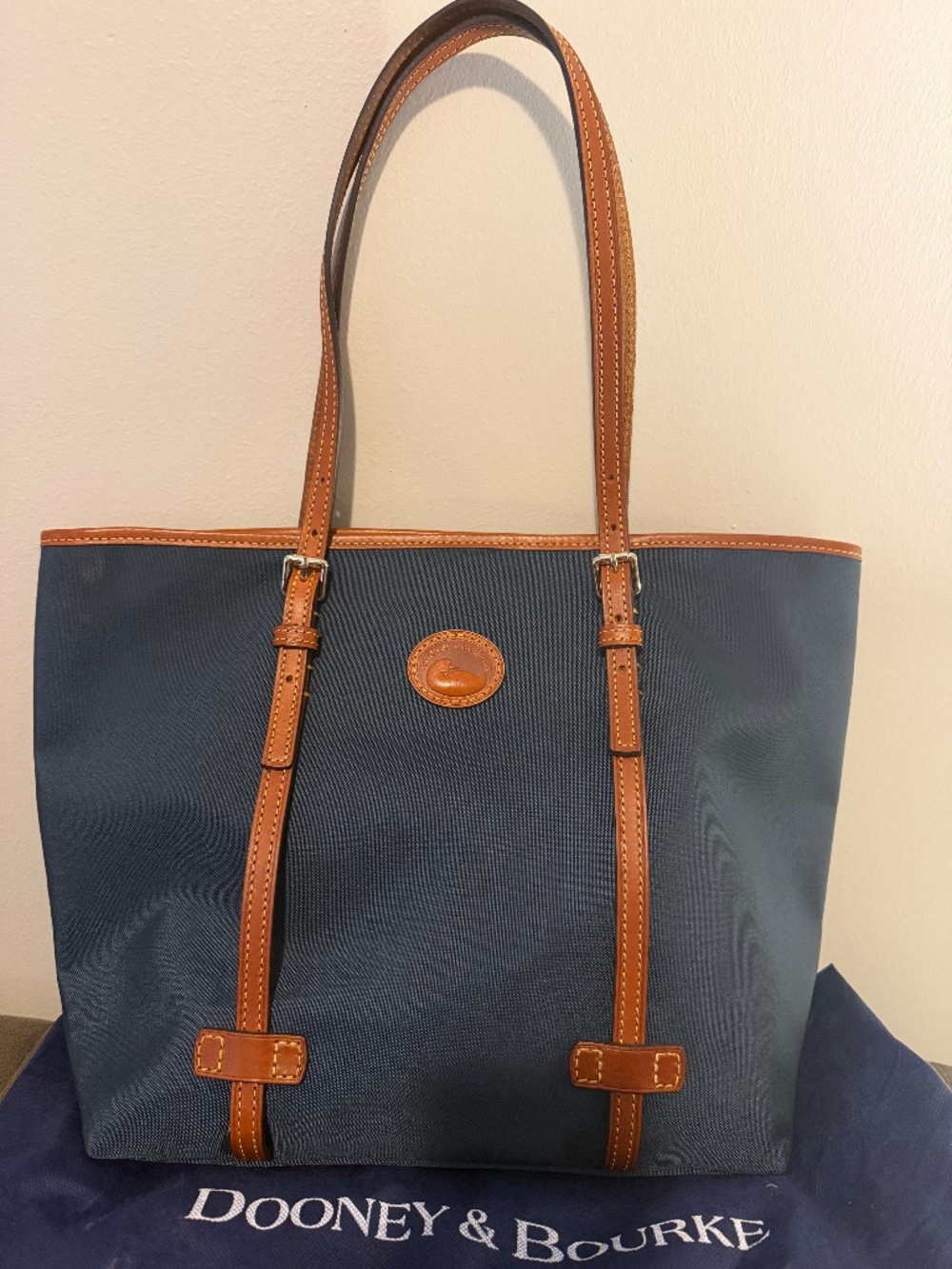 Dooney and Bourke tote bag